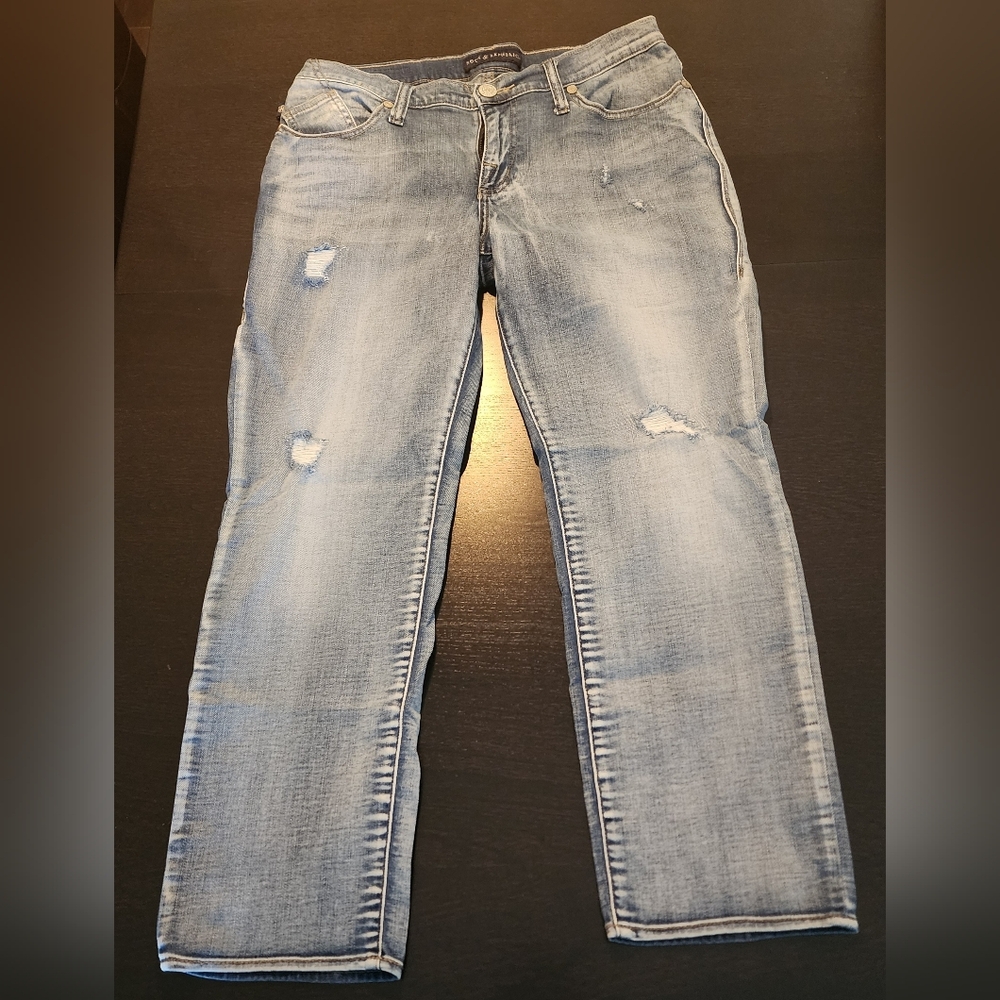 WOMEN'S ROCK & REPUBLIC DISTRESSED DENIM JEANS SIZE 10- EXCELLENT USED CONDITION